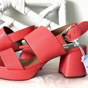 Aerosoles Camilia Women's Comfort Platform Heel Shoes Round Toe Coral Size 9